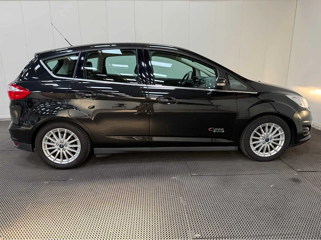 Ford- c-max - 2.0 energi phev titanium plus - personenauto - 2015 - afbeelding 34 van  38
