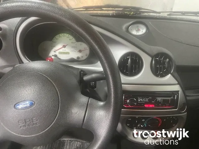 Ford 1.3 futura ka 93-ts-fk - afbeelding 9 van  16