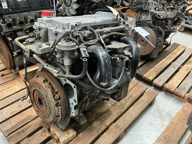 Ford 2.0l 16vzetec automotor - afbeelding 2 van  8
