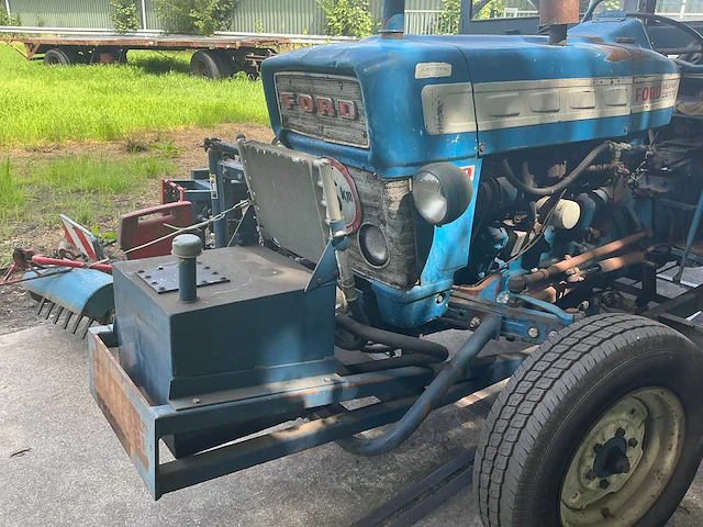 Ford 3000 graszodensteker - afbeelding 10 van  41