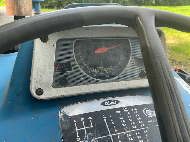 Ford 3000 graszodensteker - afbeelding 18 van  41