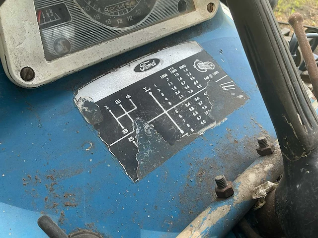 Ford 3000 graszodensteker - afbeelding 24 van  41