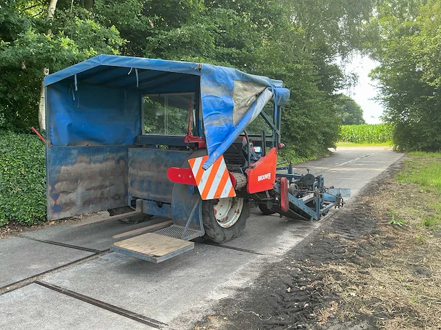 Ford 3000 graszodensteker - afbeelding 39 van  41