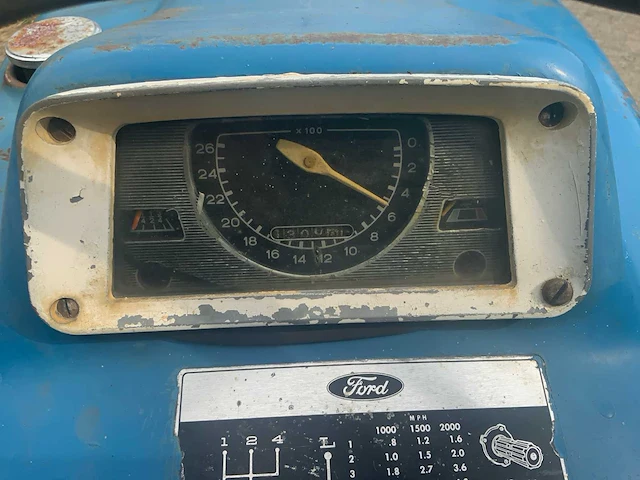 Ford 3000 tweewielaangedreven landbouwtractor - afbeelding 6 van  21