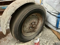 Ford 3000 - afbeelding 15 van  26