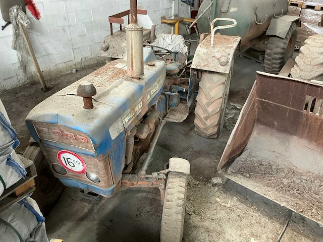 Ford 3000 - afbeelding 19 van  26