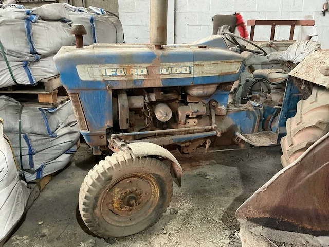 Ford 3000 - afbeelding 12 van  26