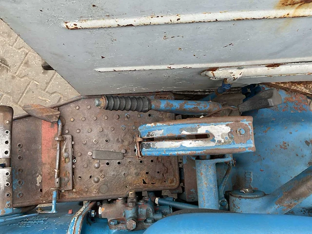 Ford 4600 trekker/tractor - afbeelding 2 van  14