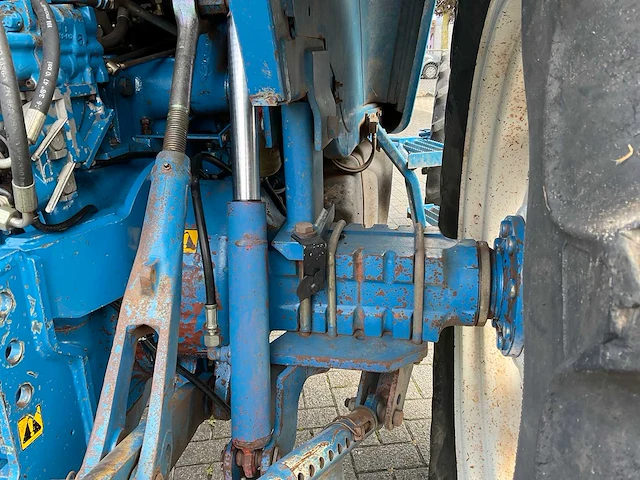 Ford 7810 gen3 vierwielaangedreven landbouwtractor - afbeelding 4 van  41