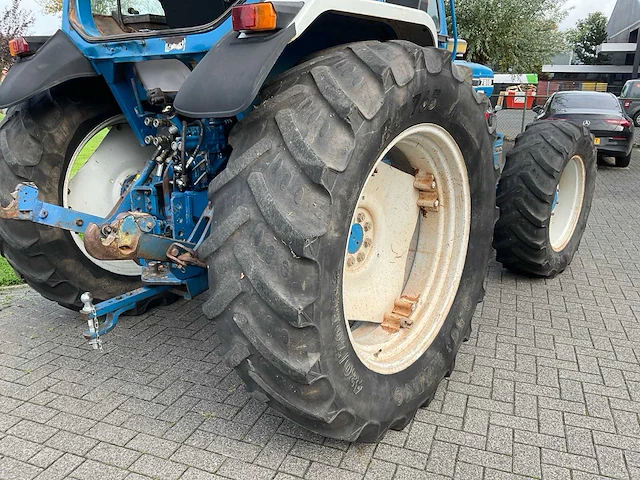 Ford 7810 gen3 vierwielaangedreven landbouwtractor - afbeelding 5 van  41