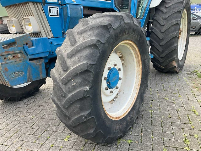 Ford 7810 gen3 vierwielaangedreven landbouwtractor - afbeelding 15 van  41