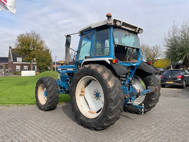 Ford 7810 gen3 vierwielaangedreven landbouwtractor - afbeelding 23 van  41