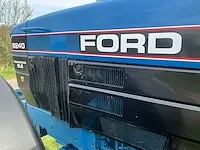 Ford 8240 vierwielaangedreven landbouwtractor - afbeelding 5 van  39