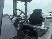 Ford 8240 vierwielaangedreven landbouwtractor - afbeelding 10 van  39