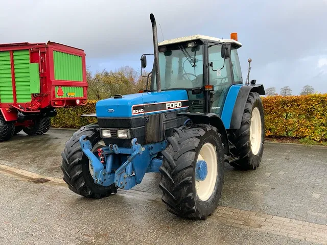 Ford 8340 powerstar sle vierwielaangedreven landbouwtractor - afbeelding 1 van  26