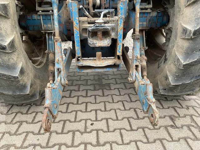 Ford 8600 dualpower oldtimer tractor - afbeelding 10 van  37