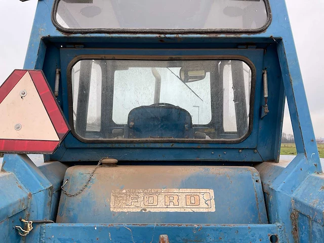 Ford 8600 dualpower oldtimer tractor - afbeelding 15 van  37