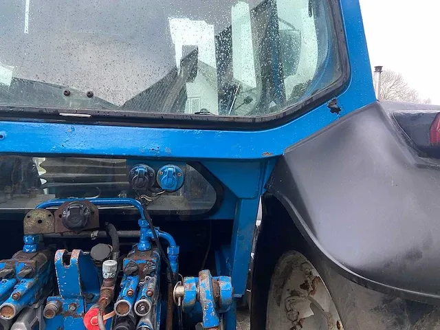 Ford 8630 vierwielaangedreven landbouwtractor - afbeelding 17 van  20