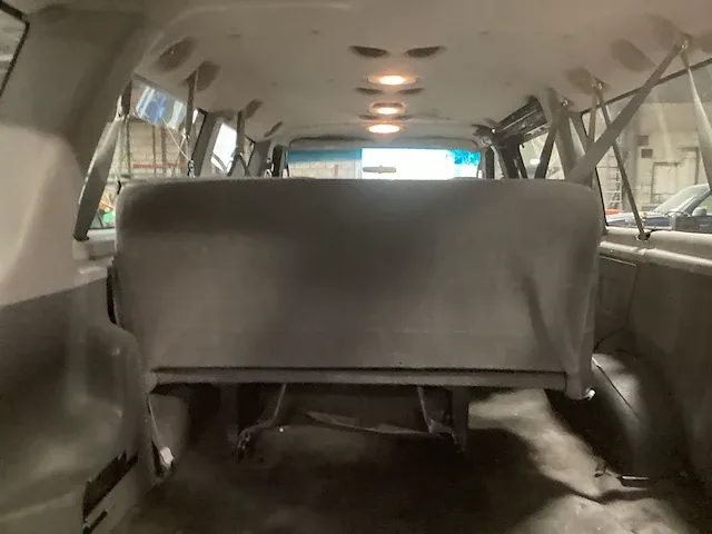 Ford bus e350 bedrijfswagen - afbeelding 14 van  16