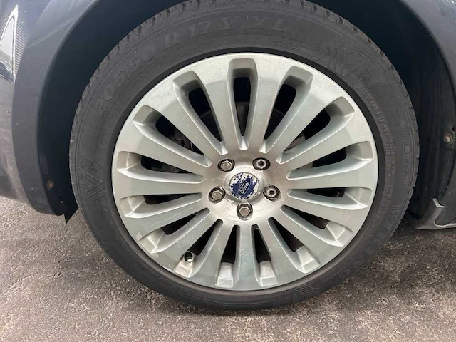 Ford c-max 1.8-16v limited car | 00-kdd-6 - afbeelding 15 van  24