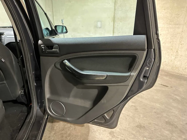 Ford c-max 1.8-16v titanium flexifuel 125pk 2007, 94-zb-gp - afbeelding 29 van  41