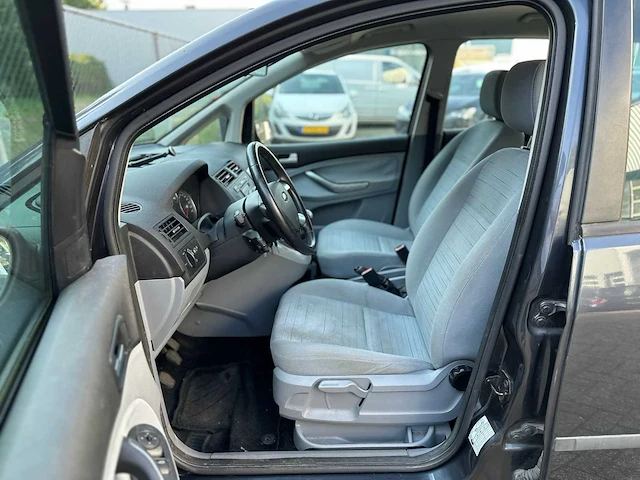 Ford c-max 1.8 16v trend, 48zbvh - afbeelding 5 van  17