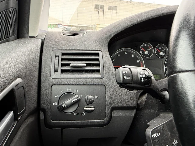 Ford c-max,2006 - afbeelding 8 van  31