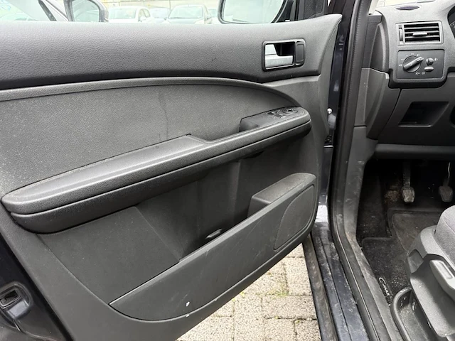 Ford c-max,2006 - afbeelding 28 van  31