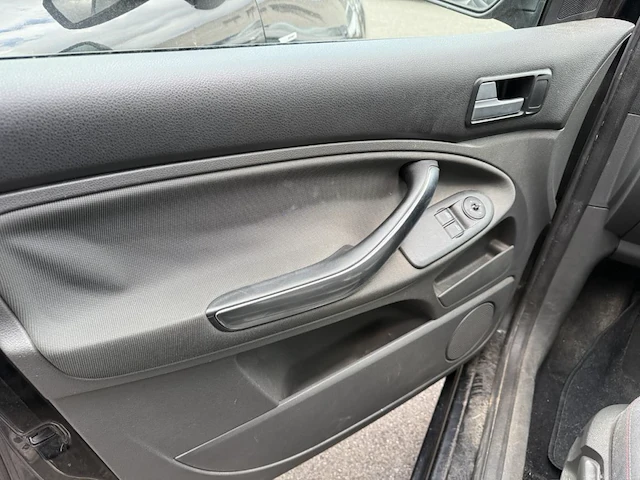 Ford c-max,2010 - afbeelding 20 van  23