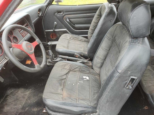 Ford capri - 1975 - duits - afbeelding 6 van  19