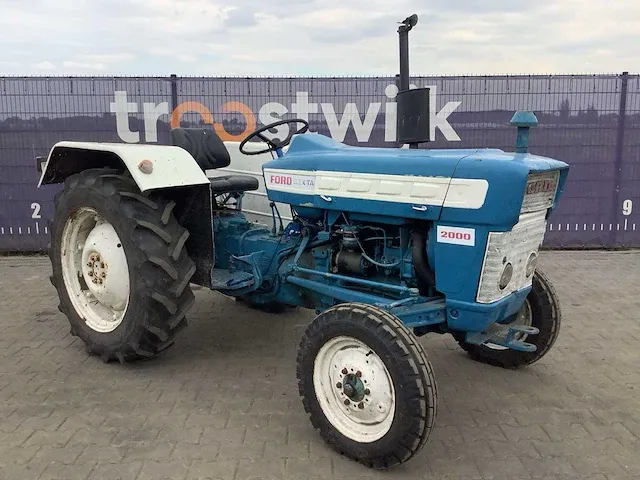 Ford dexta 2000 tweewielaangedreven landbouwtractor - afbeelding 2 van  11