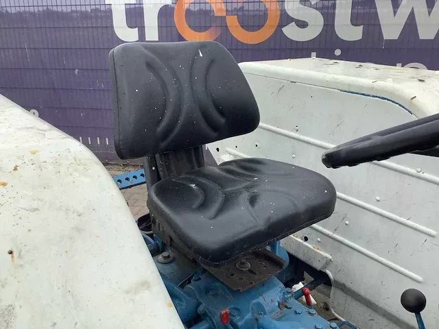 Ford dexta 2000 tweewielaangedreven landbouwtractor - afbeelding 8 van  11