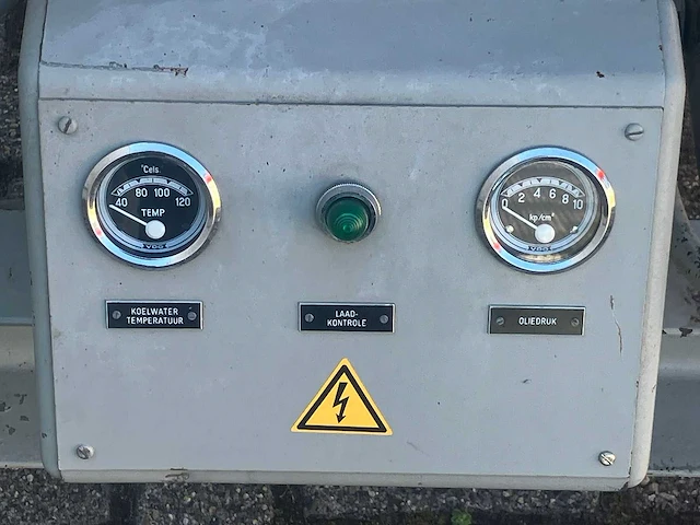 Ford / dynaf - generator set 100 kva - stroomgenerator - afbeelding 4 van  13