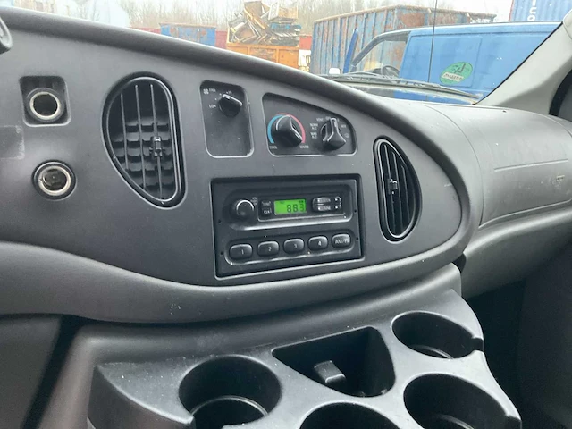 Ford e150 bedrijfswagen - afbeelding 9 van  14