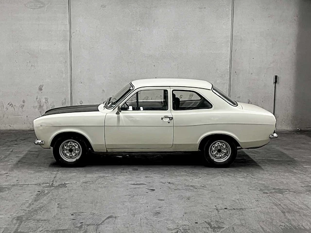 Ford escort mki 1300l lhd uk build 1600 engine 1972 - afbeelding 9 van  37