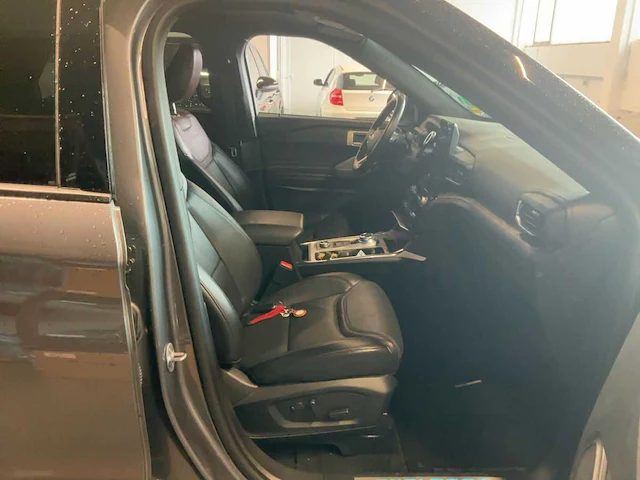 Ford explorer 3.0 plug-in hybrid 4x4 platinium 2021 | a1-81-22 - afbeelding 22 van  26