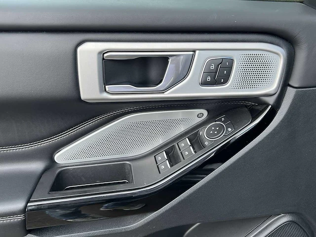 Ford explorer 3.0 plug-in hybrid 4x4 platinium 2021 | a1-81-22 - afbeelding 2 van  40