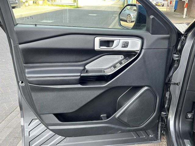 Ford explorer 3.0 plug-in hybrid 4x4 platinium 2021 | a1-81-22 - afbeelding 4 van  40