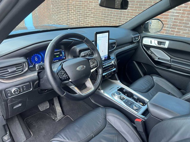 Ford explorer 3.0 plug-in hybrid 4x4 platinium 2021 | a1-81-22 - afbeelding 33 van  40