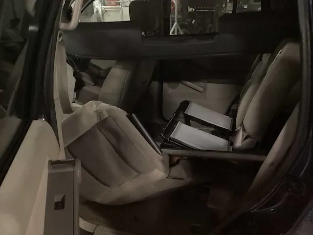 Ford explorer personenauto - afbeelding 7 van  10
