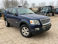 Ford explorer suv personenauto - afbeelding 2 van  16