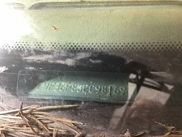 Ford f 350 vliegtuigsleper - afbeelding 1 van  13