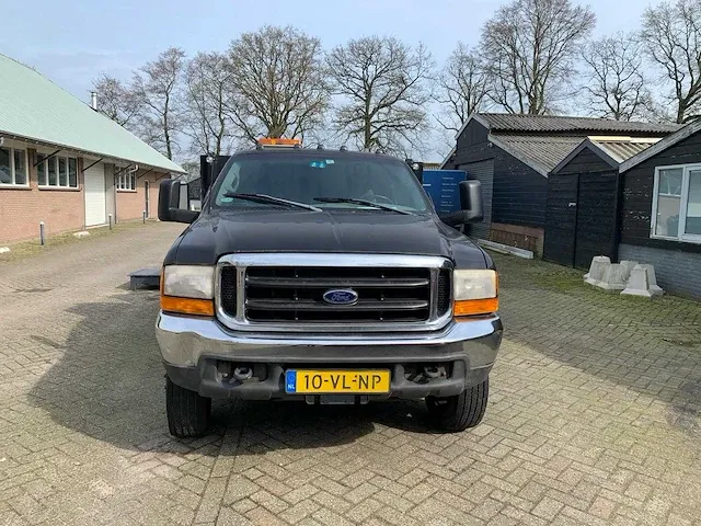 Ford f-450 super duty met schotel + bart veldhuizen trailer - afbeelding 13 van  18