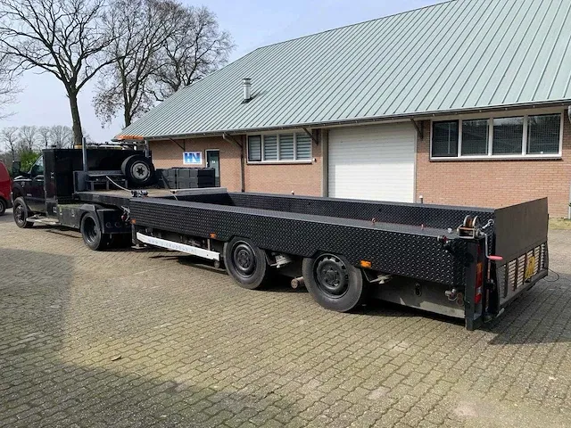 Ford f-450 super duty met schotel + bart veldhuizen trailer - afbeelding 14 van  18