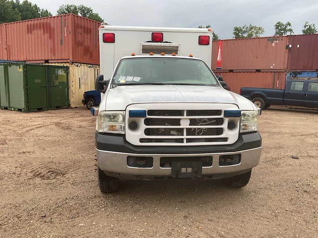 Ford f350 ambulance - afbeelding 9 van  15