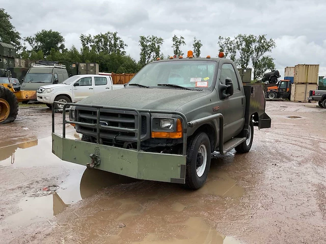 Ford f350 legervoertuig - afbeelding 1 van  14