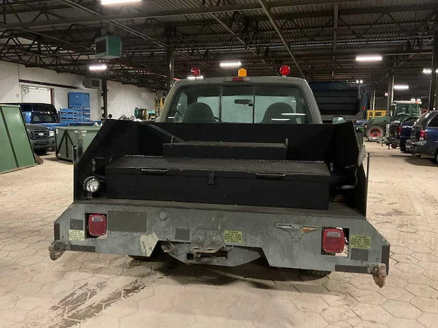 Ford f350 vliegtuigsleper - afbeelding 6 van  13