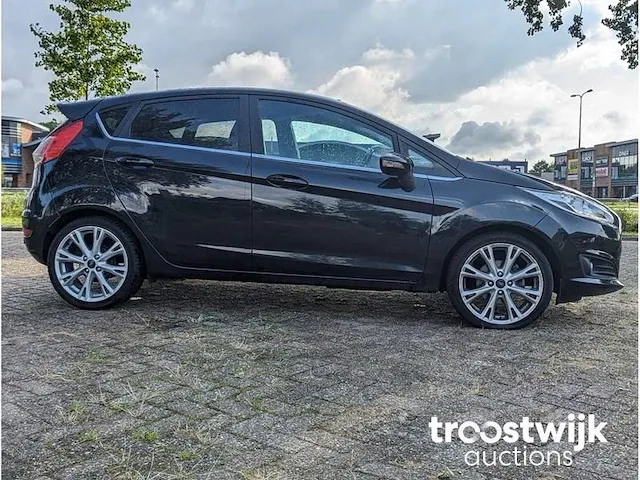 Ford fiesta - 1.0 ecoboost titanium 5-tdr-51 - afbeelding 13 van  17