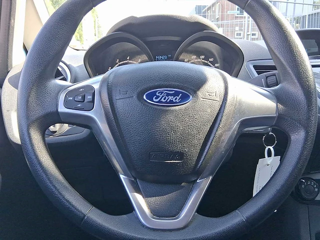 Ford fiesta 1.0 champion car 2013 | 73-ztb-2 - afbeelding 8 van  29