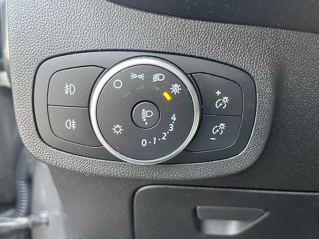 Ford fiesta 1.1 trend 2018 | j-844-tx - afbeelding 2 van  24